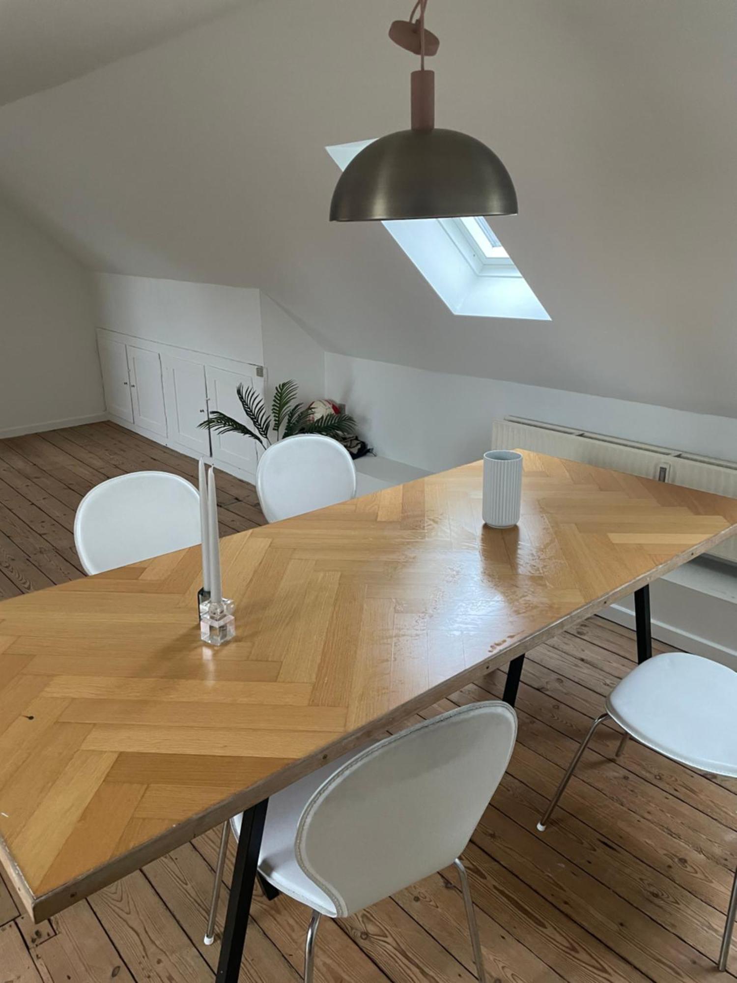 Udlejning Af To Vaerelser Med Udsigt Til Parken Beliggende I Centrum Homestay *